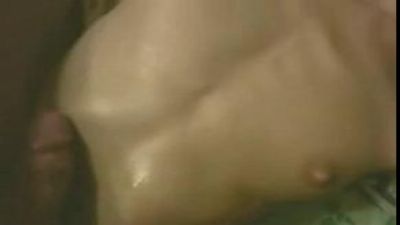 Трахнувшись на камеру русская пара пошла подмываться